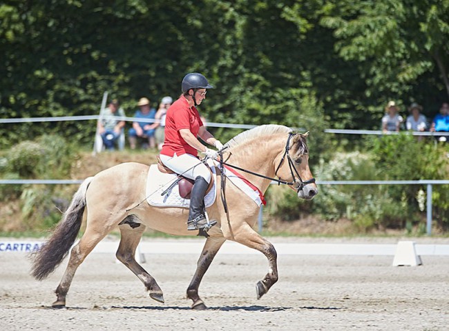 2023MueckePonyJub0021