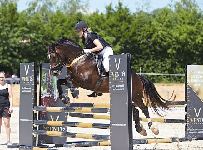 2023MueckePonyJub0034