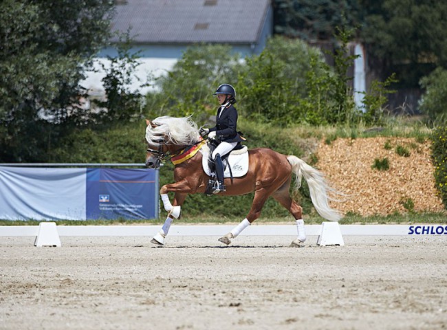 2023MueckePonyJub0040