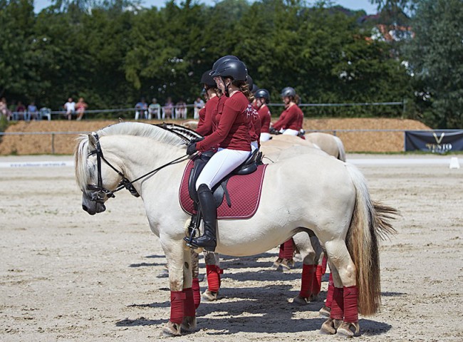 2023MueckePonyJub0046