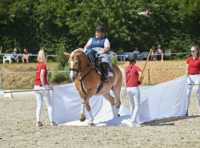 2023MueckePonyJub0124