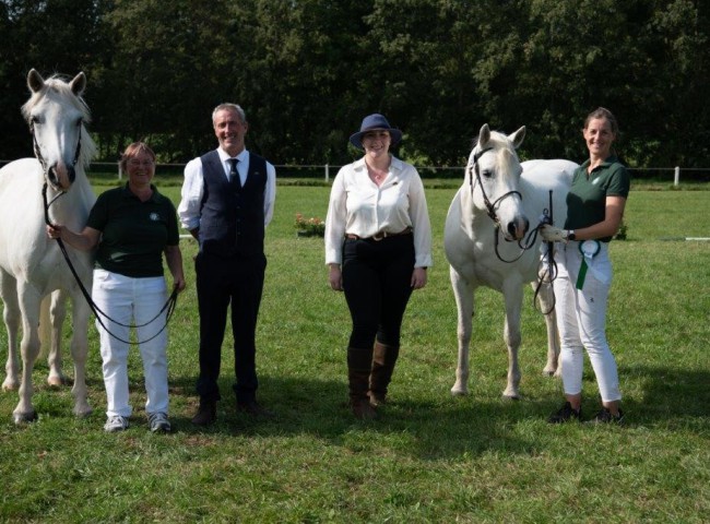 Siegerstute und Reserve